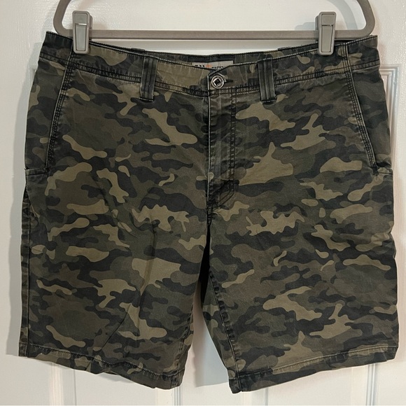 5.11 Tactical Shorts Camo Cotton Canvas Pockets size 36 camouflage EUC - Picture 13 of 13